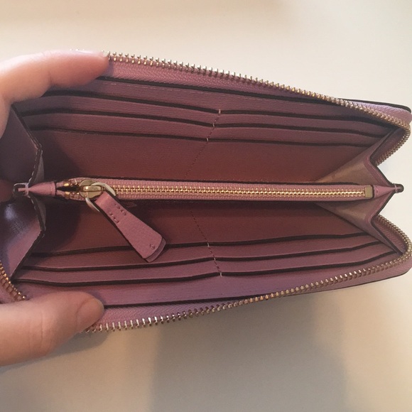 Authentic Kate Spade Wallet - Picture 3 of 6